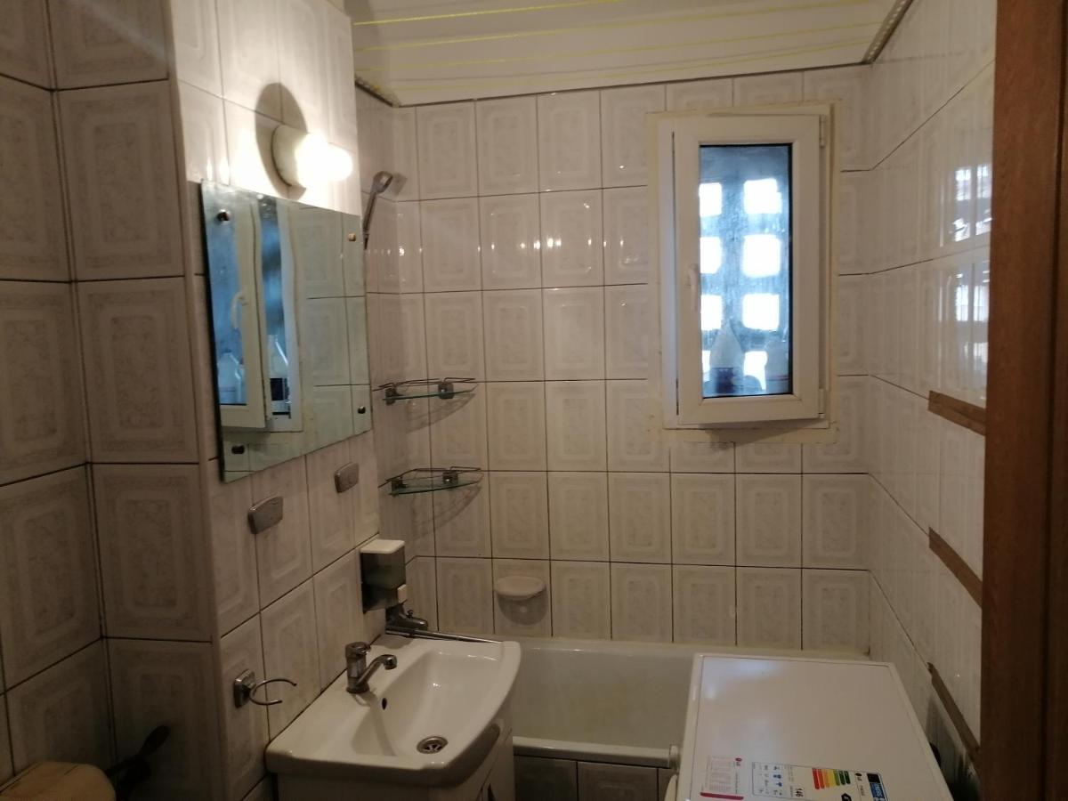 Apartamente Marian Brasov Bagian luar foto